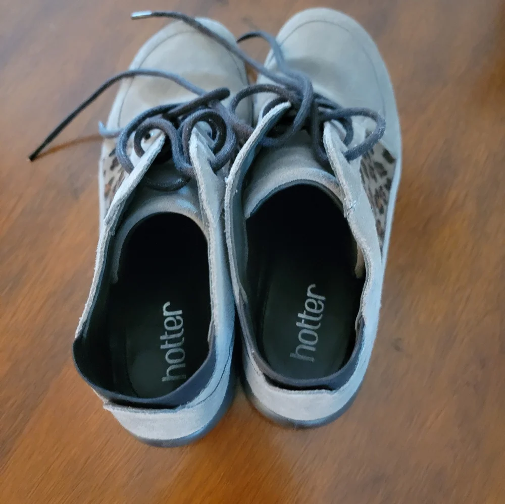 Hotter Raven Leopard Cheetah Print Grey Suede Low Lace Up Ladies Size 8.5 - Picture 2 of 7